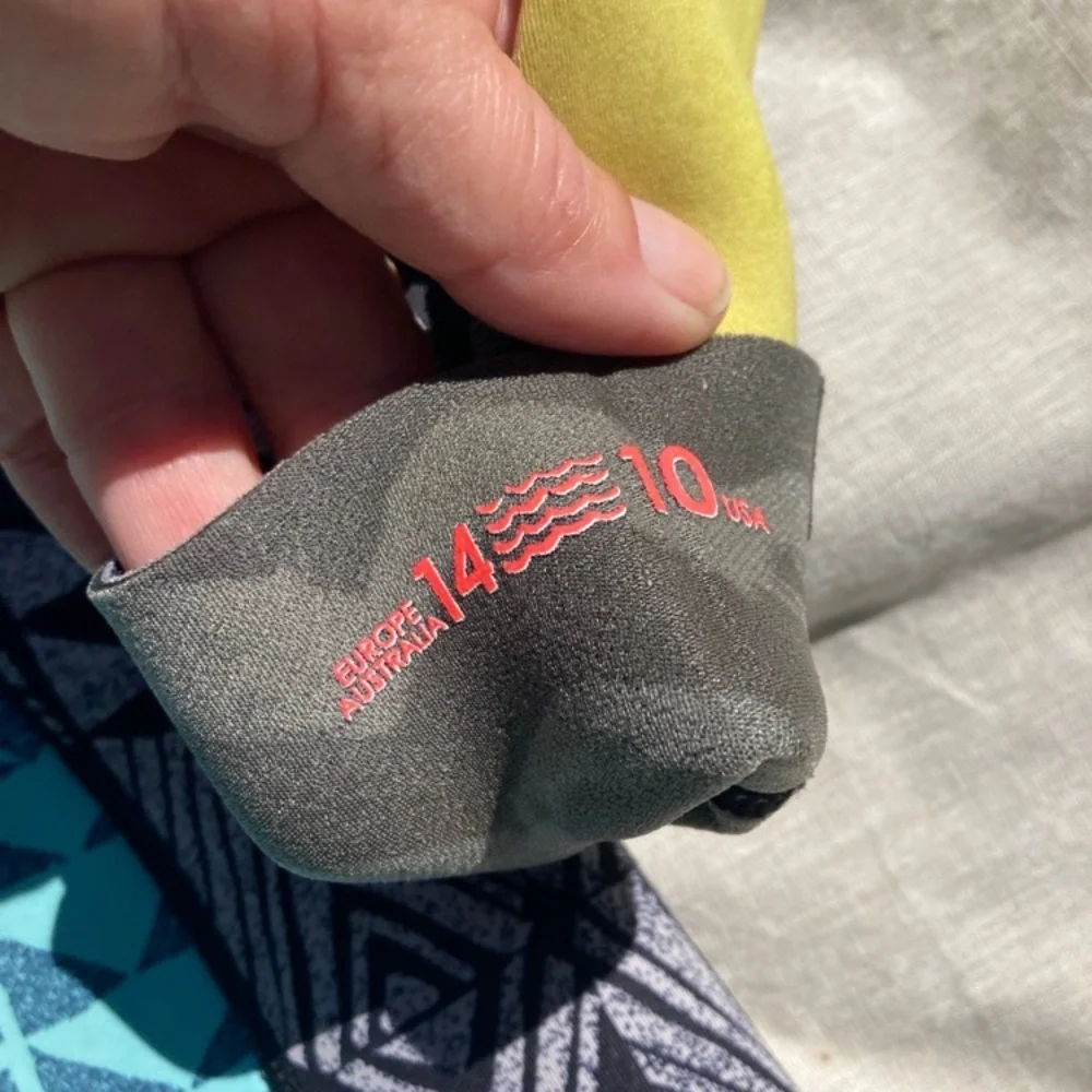 Billabong spring suit salty daze 2mm sz 14 - Picture 7 of 7